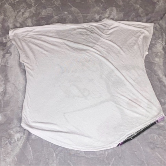 Disney’s Princess Jasmine ft Aladdin and Snow White’s Queen Grimhilde Shirts - Picture 2 of 6